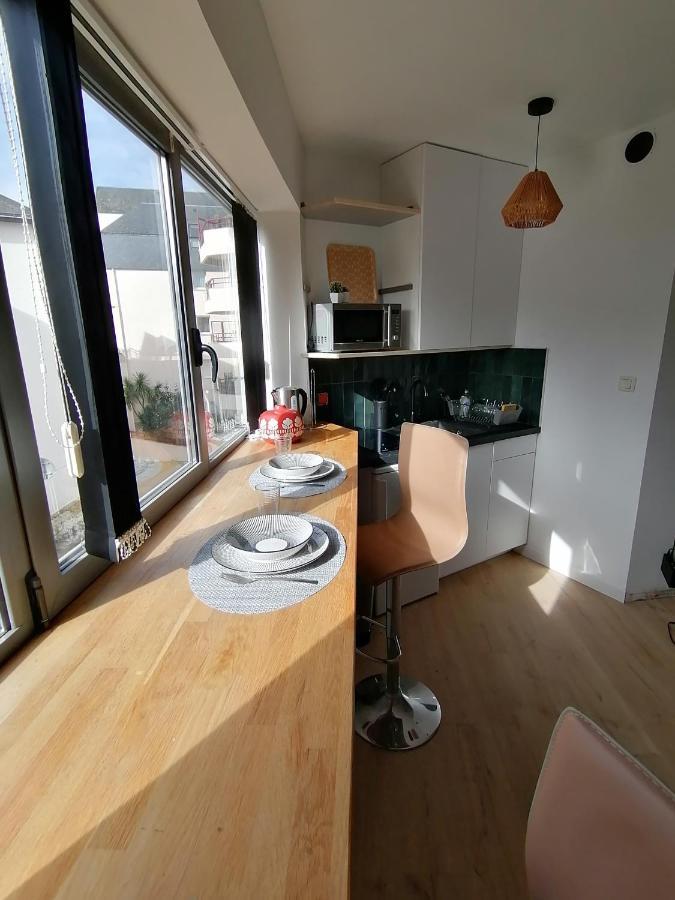 Vannes: Sur Le Port Apartment
